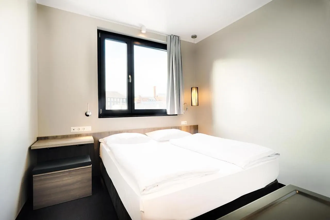 B&B Hotel Nuernberg-Plaerrer