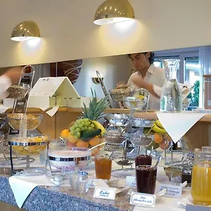 Tassilo Hotel