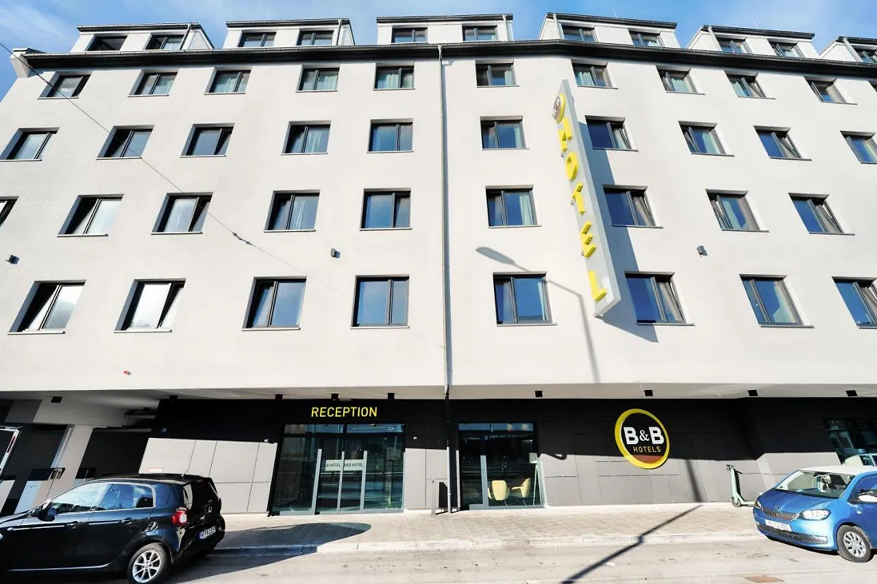 B&B Hotel Nuernberg-Plaerrer  Nuremberg